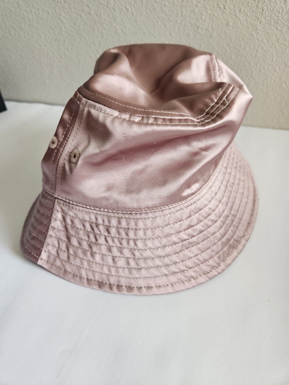 Women’s Satin Bucket Hat - Blush